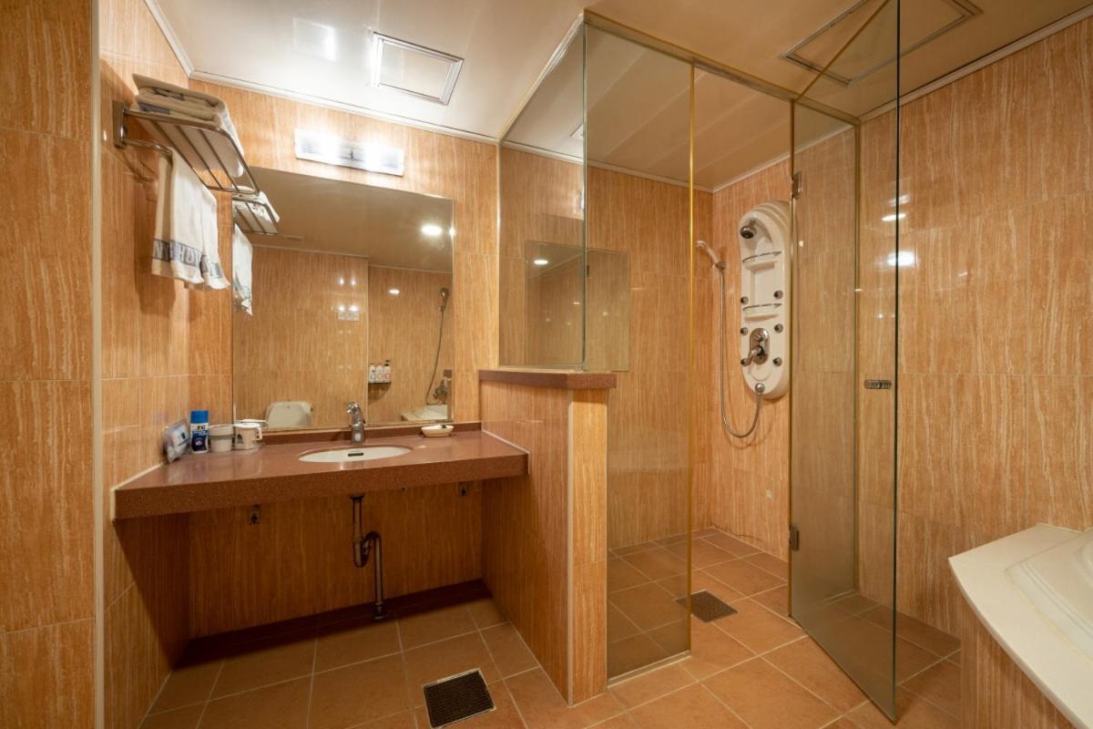 Symphony Hotel Suwon Dış mekan fotoğraf