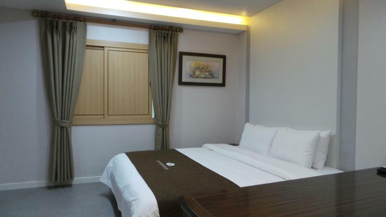 Symphony Hotel Suwon Dış mekan fotoğraf