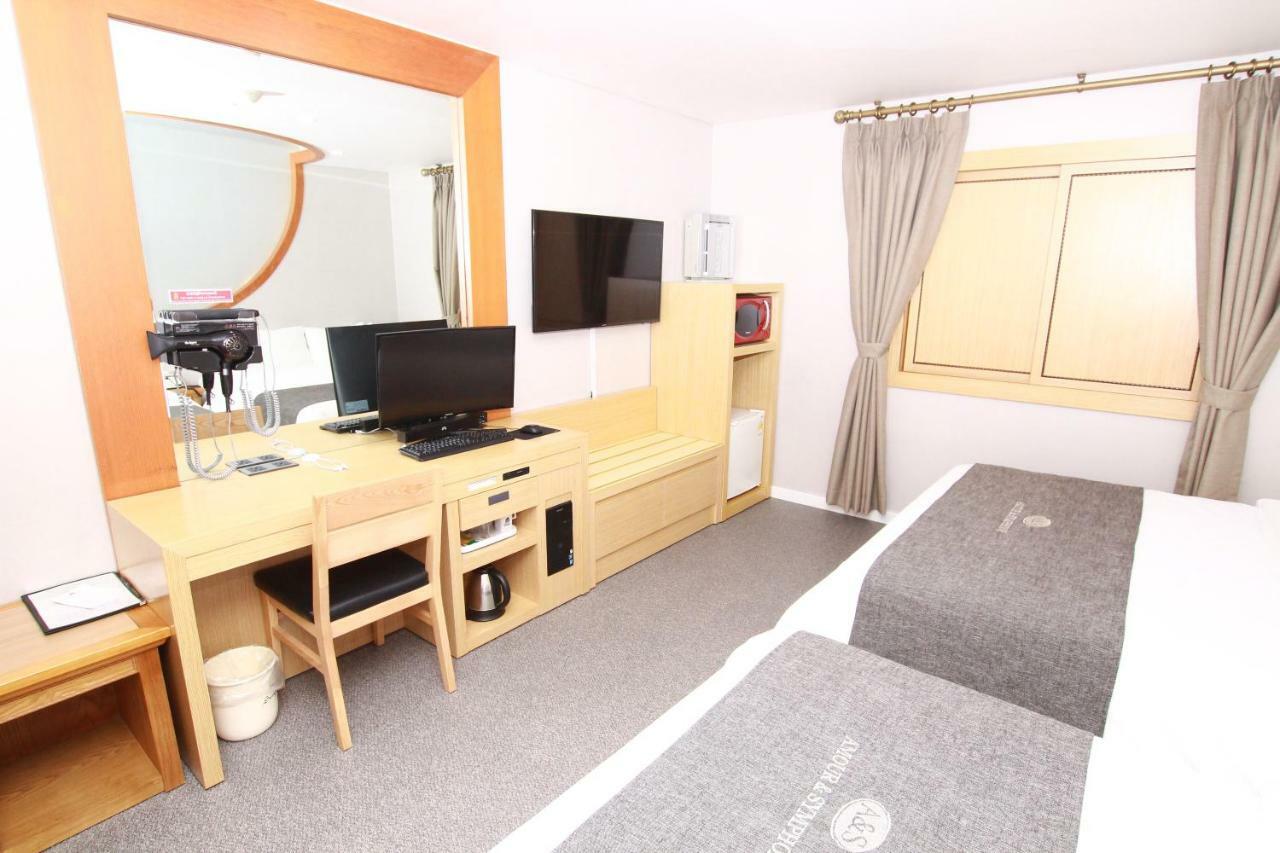 Symphony Hotel Suwon Dış mekan fotoğraf