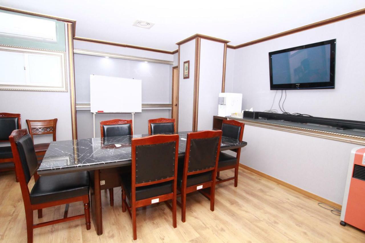 Symphony Hotel Suwon Dış mekan fotoğraf